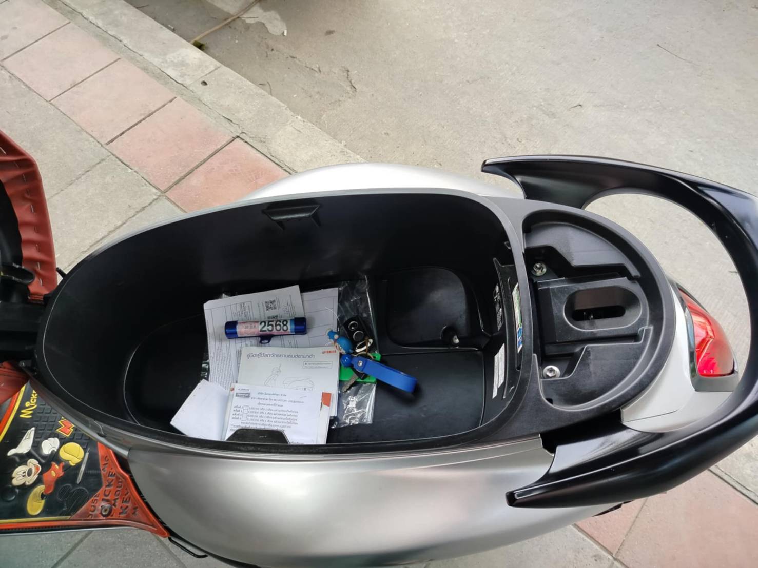 ปิดการขาย grand filano hybrid abs ตัวท็อปสุด จดทะเบียน 2567