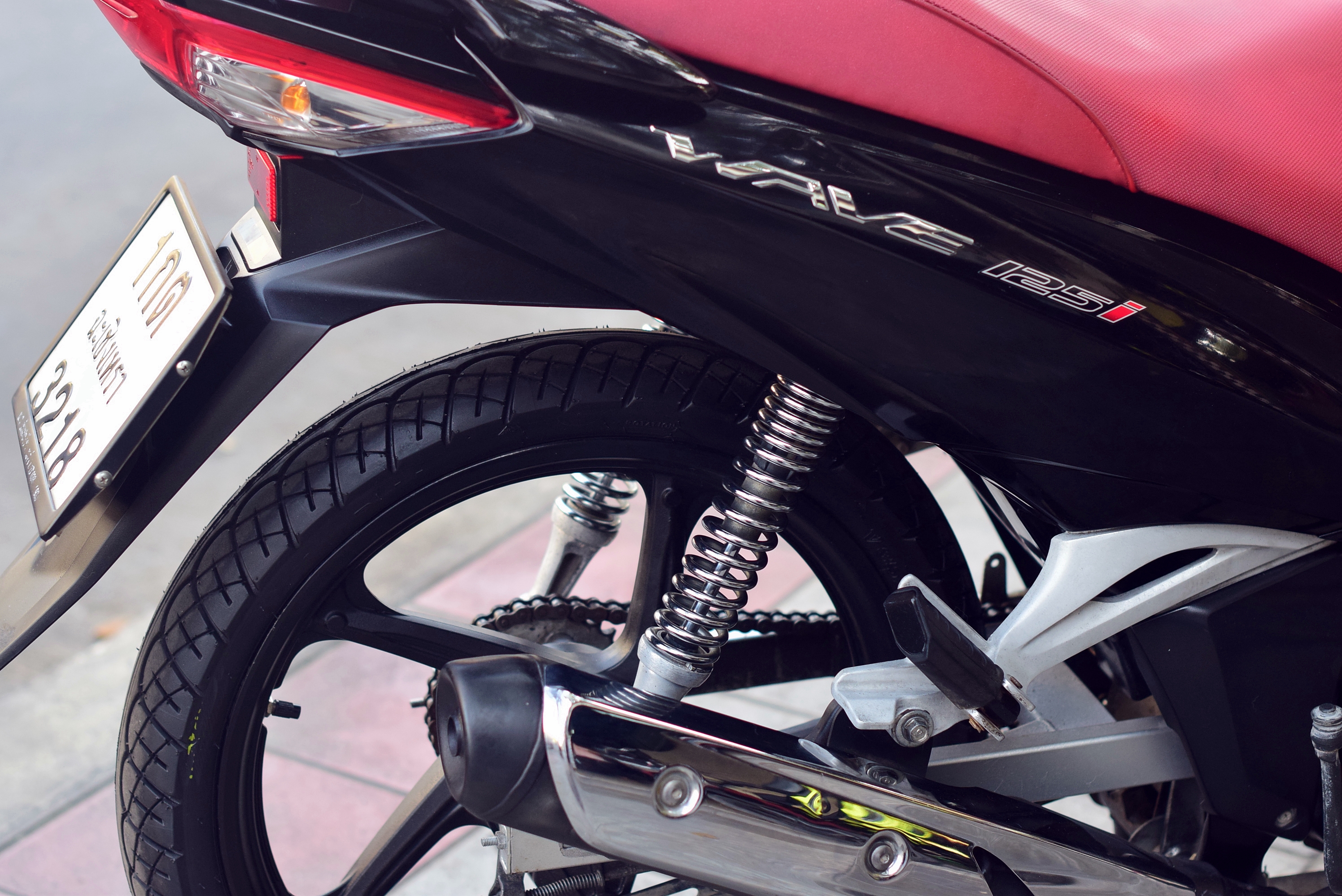 (ปิดการขายครับ) wave 125 i ไฟหน้า led ตัวท็อปล้อแม็ก สตาร์ทมือ