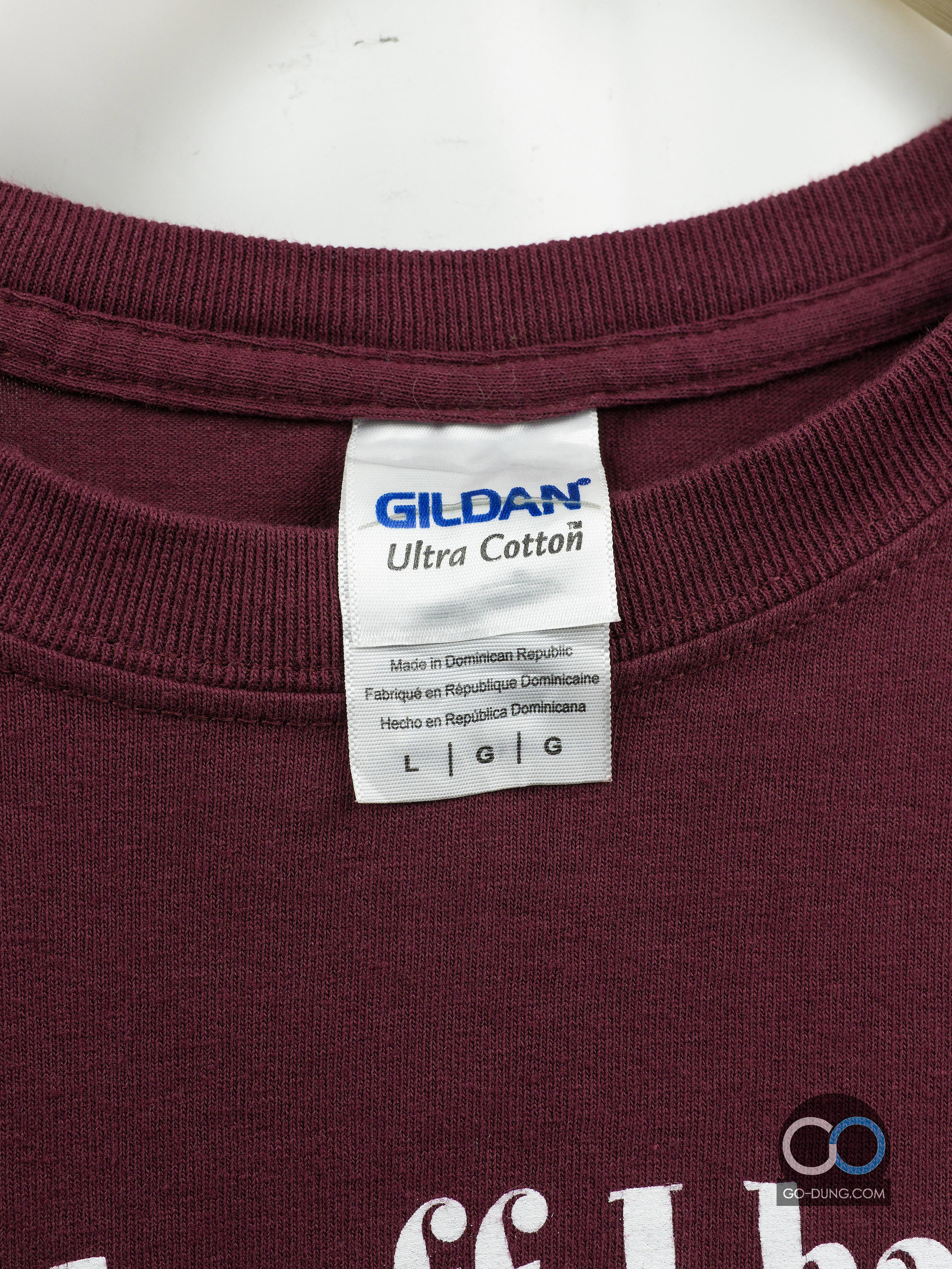 เสื้อยืดมือสอง GILDAN : BACK OFF I HAVE A SISTER AND I'M NOT AFRAID TO USE HER ผ้า 100 คอตตอน