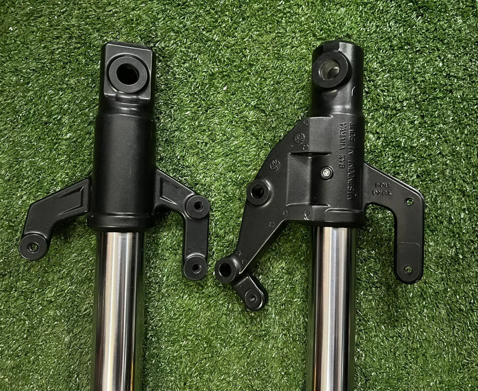 (( ปิดการขายแล้วครับ )) โช๊คหน้า r15 yzf มือ 2