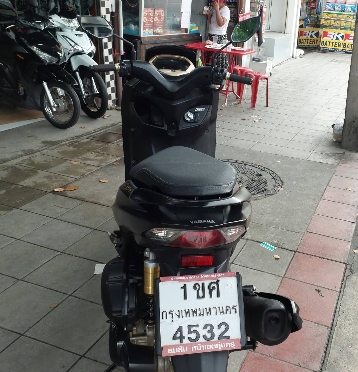 (ปิดการขายครับ) Yamaha Lexi 4วาร์ว แมกซ์ทอง ตัวท็อป กุญแจเป็นรีโมท