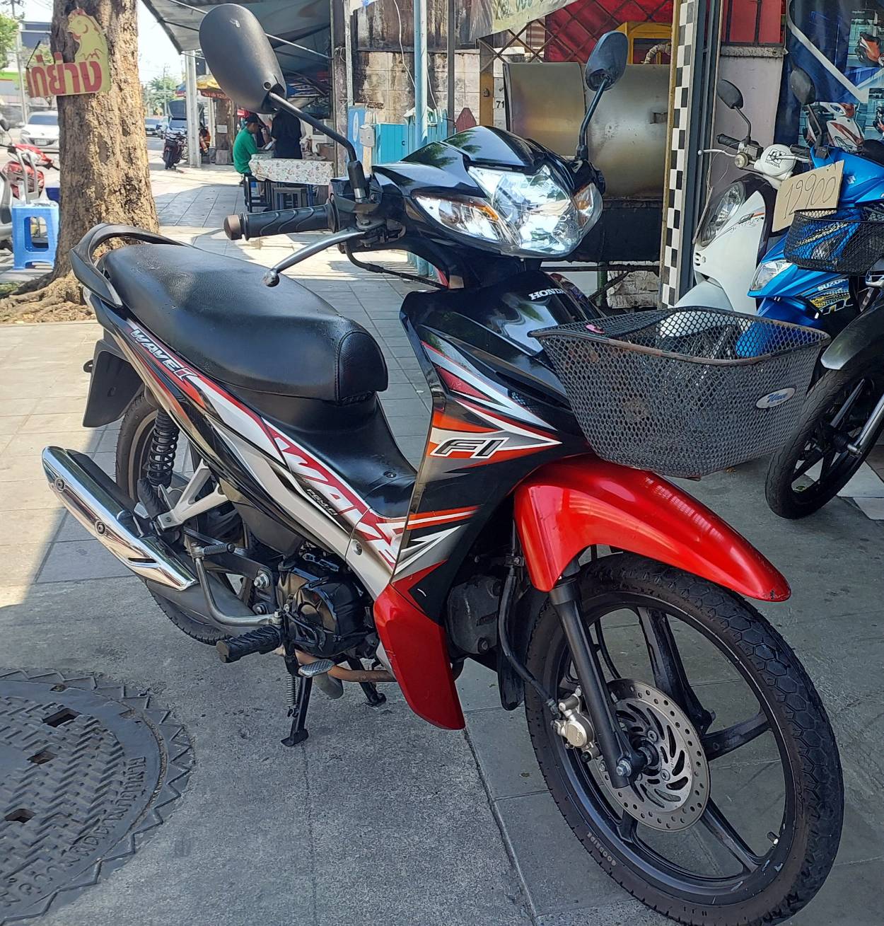 (ปิดการขาย) พร้อมส่งชลบุรีอีกคันครับ เวฟ 110 i ตัว top ล้อแม็กสตาร์ทมือ