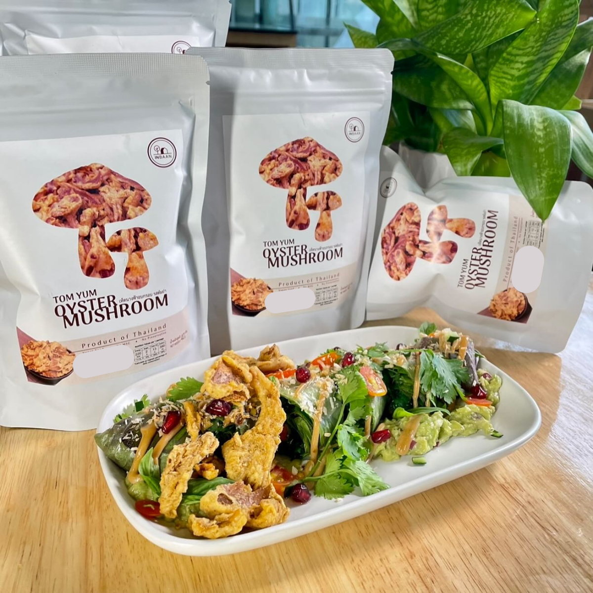 INBAAN เห็ดนางฟ้า อบกรอบ รสต้มยำ ขนาด 40 กรัม หอมเครื่องต้มยำ อร่อยกรุบกรอบ Tom Yum Oyster Mushroom