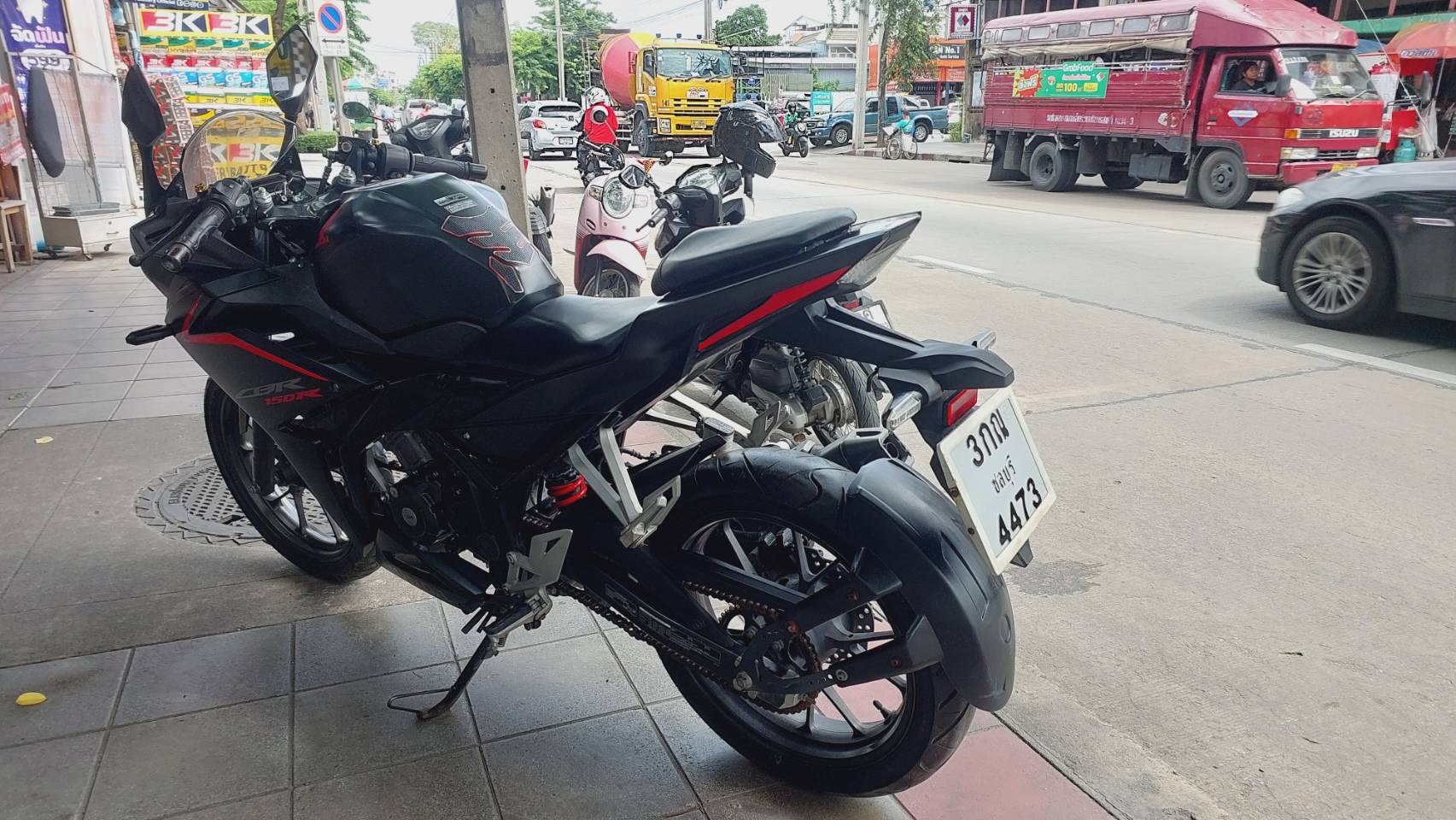 ปิดการขาย ลูกค้าเก่าอุดหนุน2คันแล้ว CBR 150 r สีดำตัวใหม่ไฟหน้า LED รถปี 2020