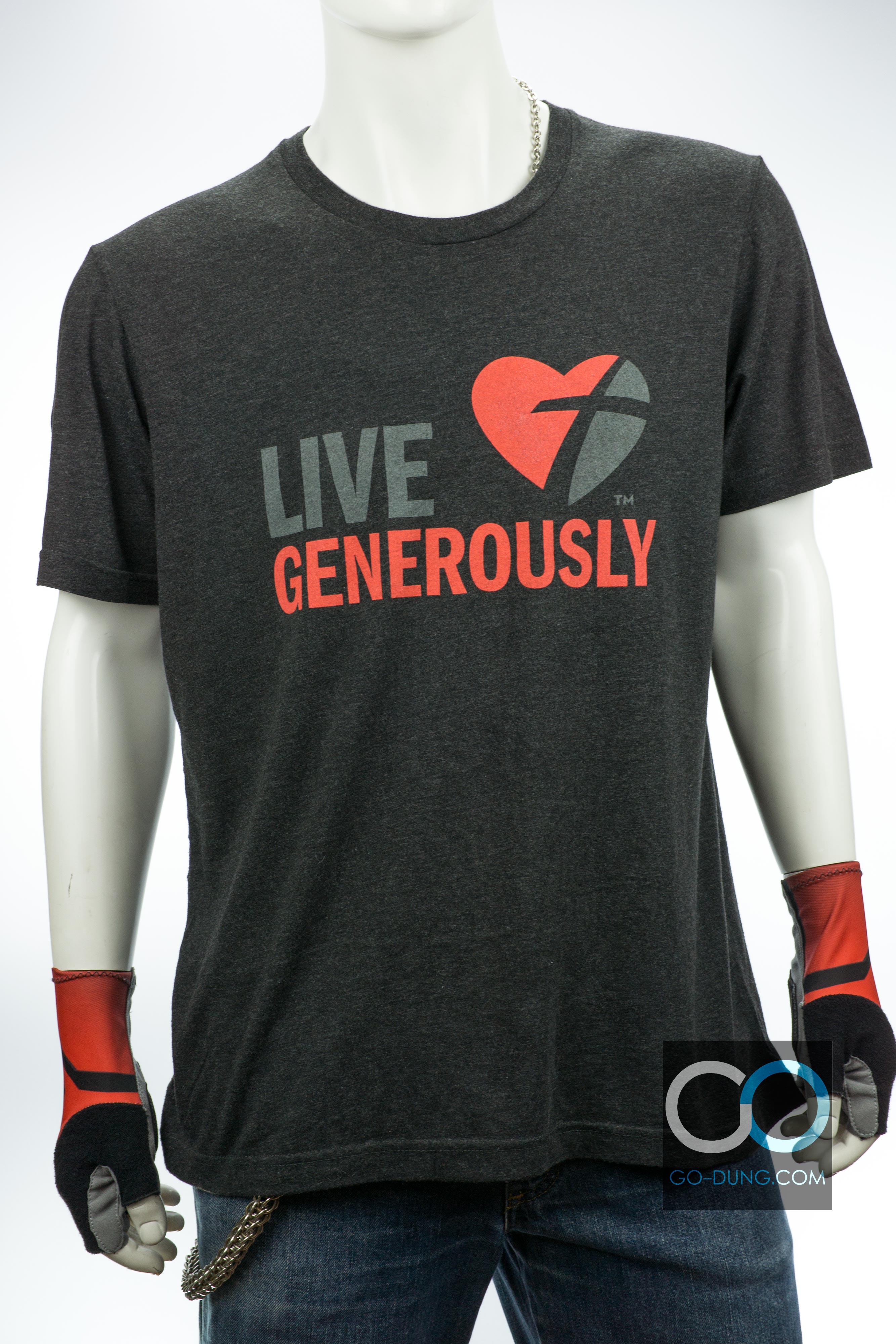 เสื้อยืดมือสอง USA ผ้าเรยอน CANVAS : LIVE GENEROUSLY ผ้าสามเนื้อ 25/50/25