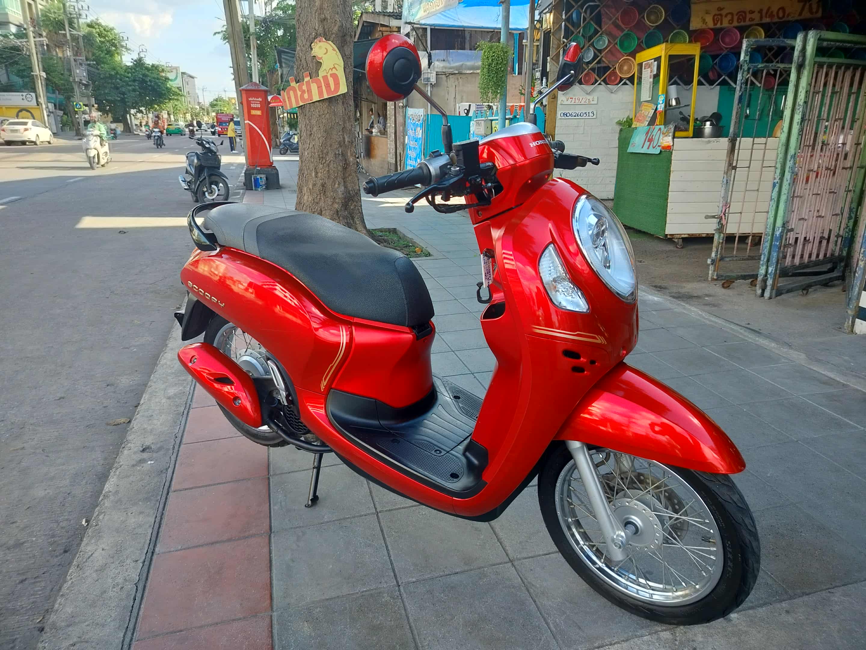 scoopy i LED gen 4 สีแดง 2021