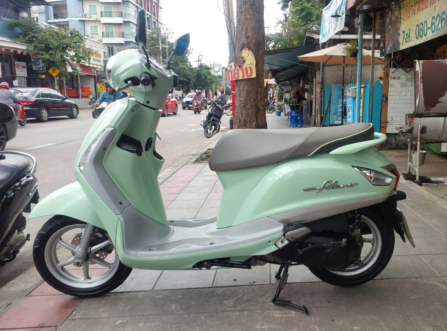 ปิดการขายครับ คันนี้ส่งฉะเชิงเทราครับ grand filano สีเขียว 2017