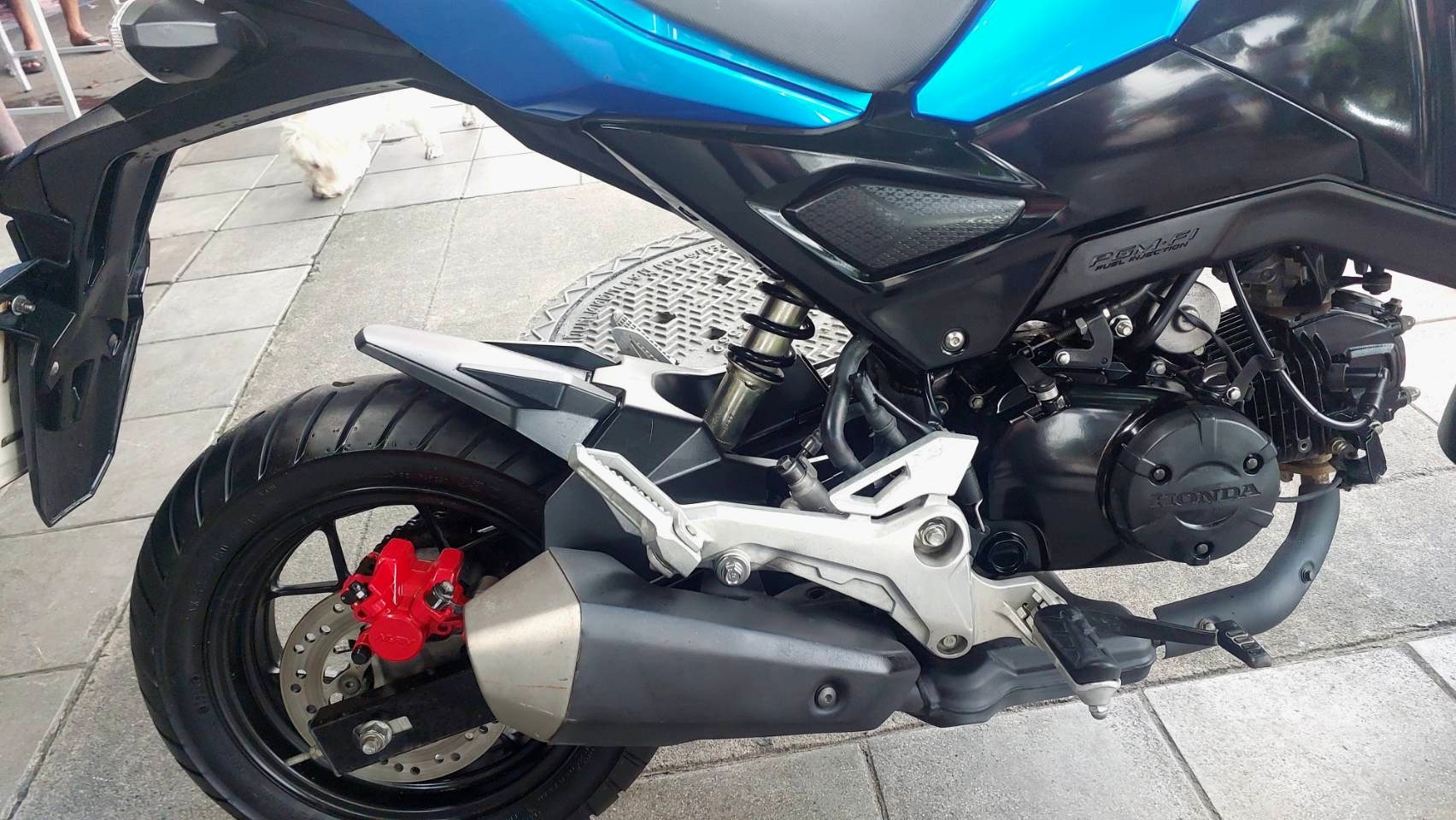 (ปิดการขายครับ) msx sf 2017 สีน้ำเงินดำ ตัวใหม่ไฟหน้า LED