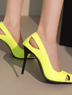 พรีออเดอร์ รองเท้าแฟชั่น 31-50 รหัส Y-4552