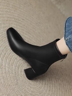 พรีออเดอร์ รองเท้าบูท 32-43 รหัส F-0654