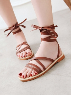 พรีออเดอร์ รองเท้าส้นเตี้ย 34-50 รหัส Y-5028