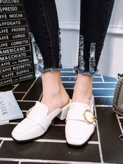 พรีออเดอร์ รองเท้าส้นเตี้ย 34-50 รหัส Y-5619