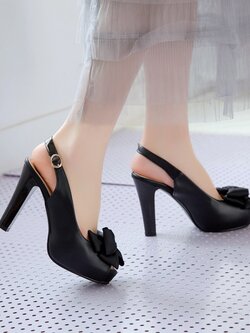 พรีออเดอร์ รองเท้าแฟชั่น 32-43 รหัส F-8253