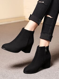 พรีออเดอร์ รองเท้าบูท 34-45 รหัส Y-6242