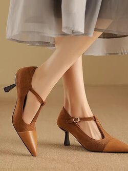 พรีออเดอร์ รองเท้าส้นสูง 32-48 รหัส Y-1066