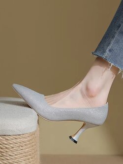 พรีออเดอร์ รองเท้าแฟชั่น 33-43 รหัส F-9499