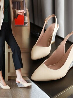 พรีออเดอร์ รองเท้าแฟชั่น 33-43 รหัส F-6849