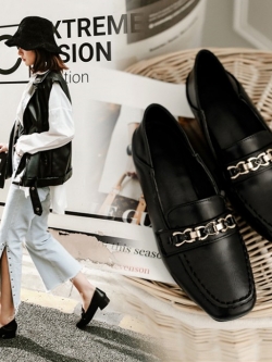 พรีออเดอร์ รองเท้าส้นเตี้ย 30-50 รหัส Y-7321