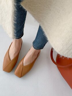 พรีออเดอร์ รองเท้าแฟชั่น 32-43 รหัส F-2234