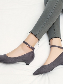 พรีออเดอร์ รองเท้าแฟชั่น 32-48 รหัส Y-9056