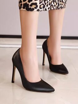 พรีออเดอร์ รองเท้าหัวแหลมส้นสูง รองเท้าส้นแหลมผู้หญิง รองเท้าหัวแหลมไซส์ใหญ่ รองเท้าหัวแหลมส้นสูงไซส์เล็ก 31-46 รหัส Y-7014