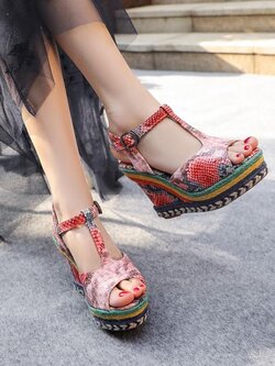 พรีออเดอร์ รองเท้าแฟชั่น 32-43 รหัส F-5944