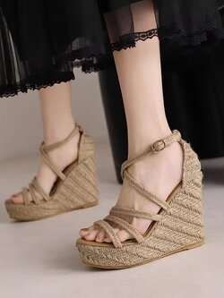 พรีออเดอร์ รองเท้าแฟชั่น 34-43 รหัส N5-5525