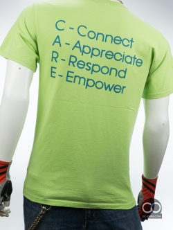 เสื้อยืดมือสอง PORT AND COMPANY : VISTA COMMUNITY CLINIC ผ้า 100 คอตตอน